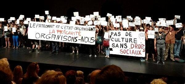 Le proteste dei lavoratori dello spettacolo francese
