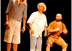 Slapsus / Luna e Gnac in TEMPESTA! – Shakespeare tuoni e fulmini|Aida e Figure Capovolte|Teatro delle Moire in It's always tea-time